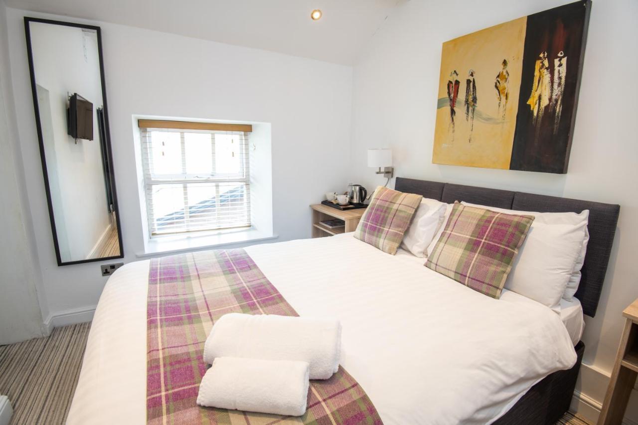 Healds Hall Hotel Cleckheaton Extérieur photo