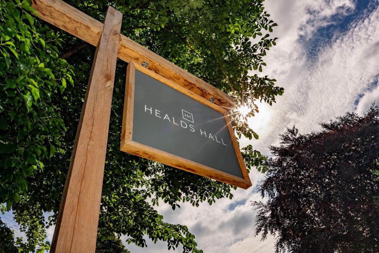 Healds Hall Hotel Cleckheaton Extérieur photo