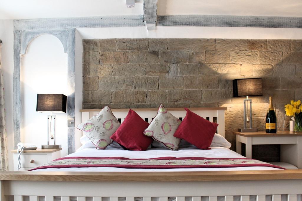 Healds Hall Hotel Cleckheaton Extérieur photo